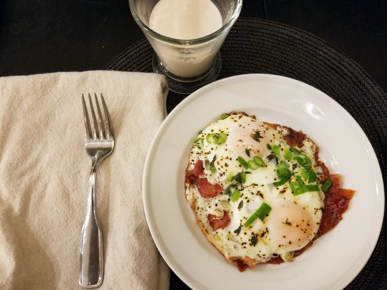 Piggie & Eggs in a Skillet